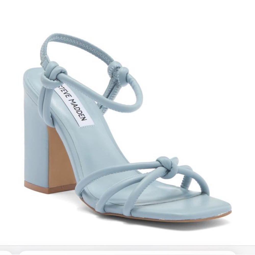 Steve Madden Women's Light Blue Tokyo Knot Heels size 8